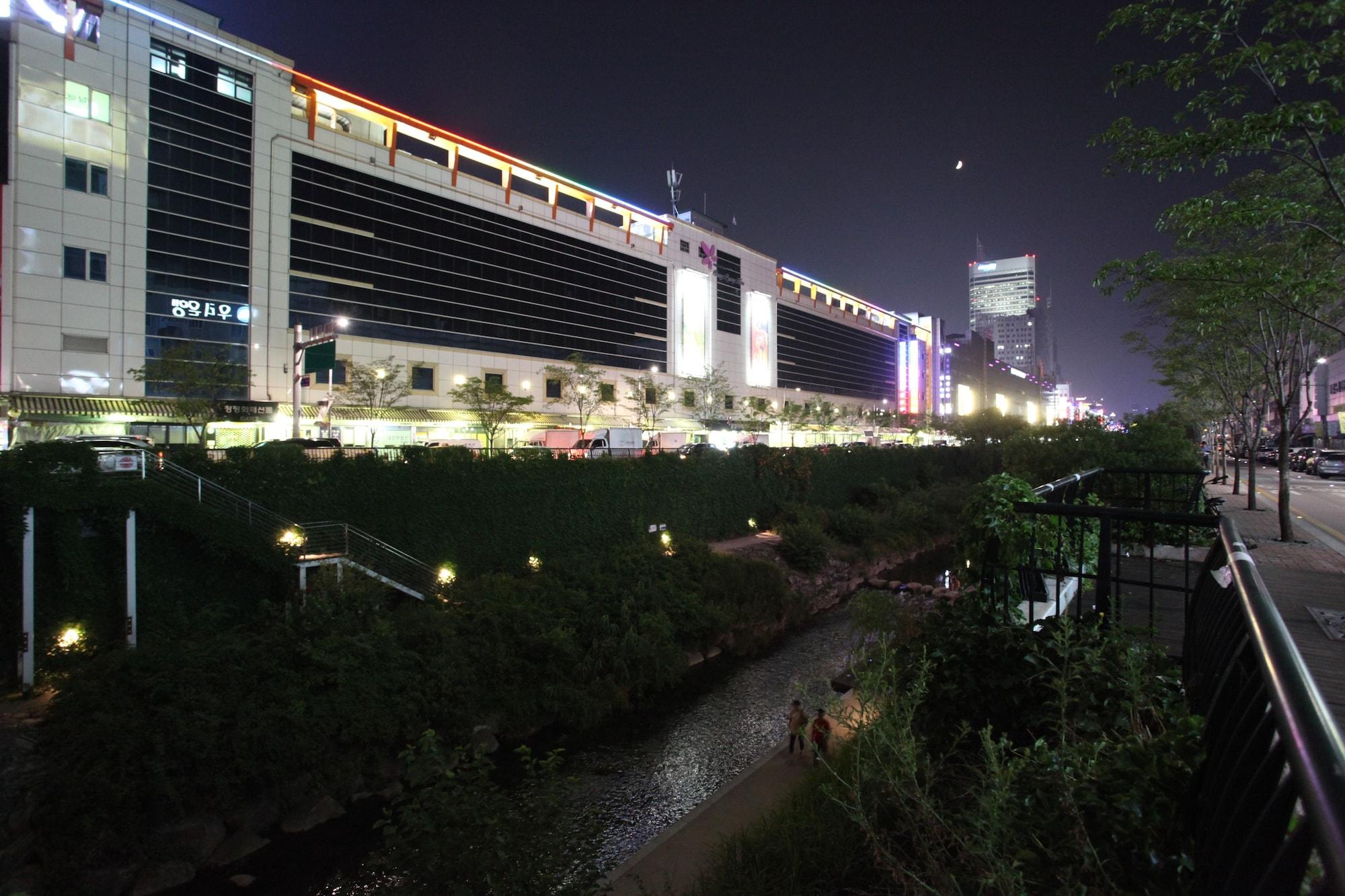 Vatica Hotel Dongdaemun Seoul Exterior photo